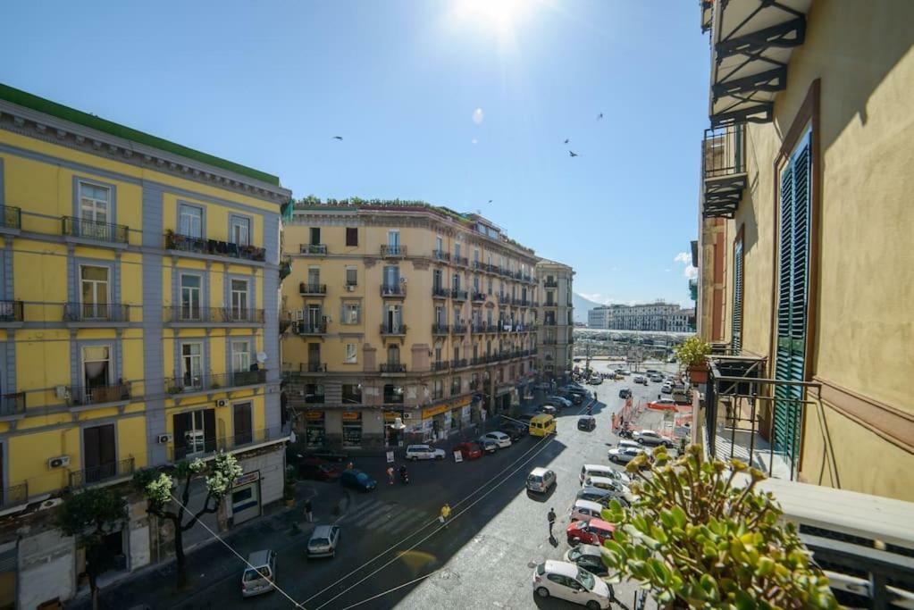Garibaldi House Apartment เนเปิลส์ ภายนอก รูปภาพ