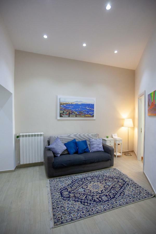 Garibaldi House Apartment เนเปิลส์ ภายนอก รูปภาพ