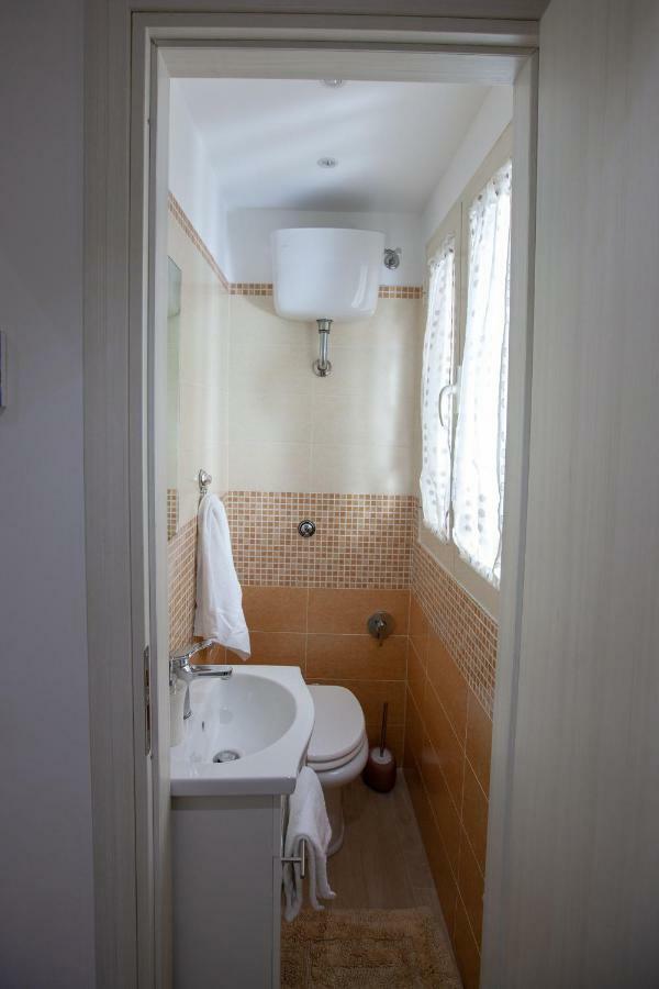 Garibaldi House Apartment เนเปิลส์ ภายนอก รูปภาพ